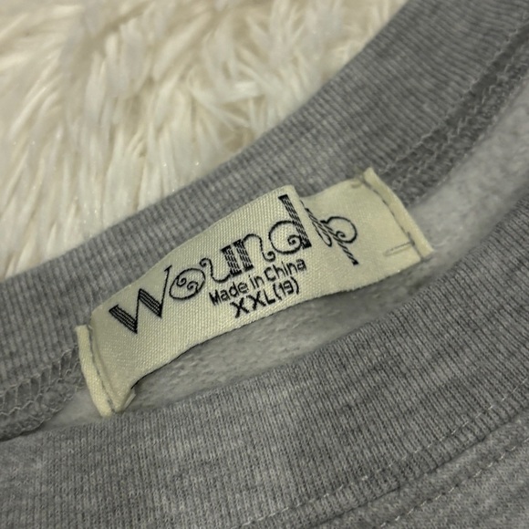 Honey Bees Please Juniors Graphic LS Sweatshirt Plus Size XXL - Picture 4 of 10